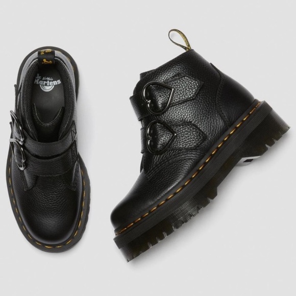 5 🔖 DR MARTENS Dr Devon Heart Leather Platform Boots Black - Picture 8 of 17